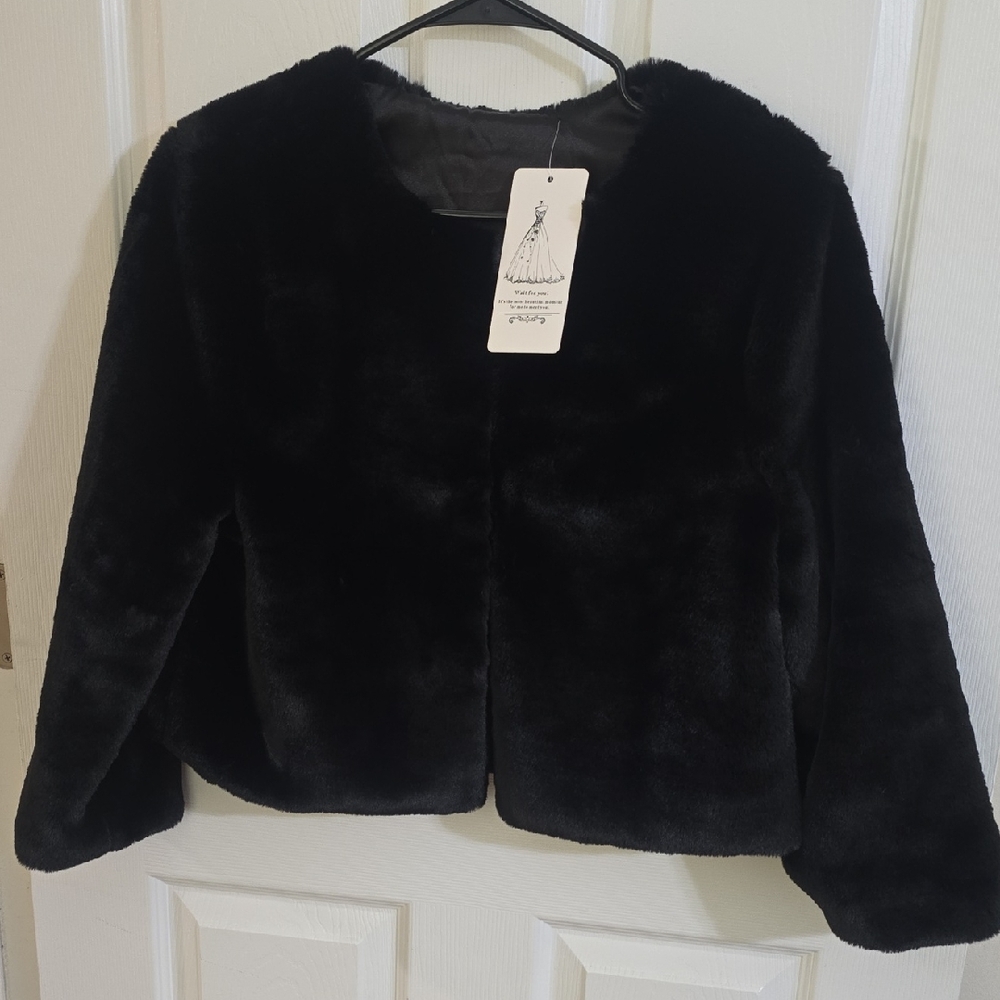 Elegant Black Faux Fur Jacket